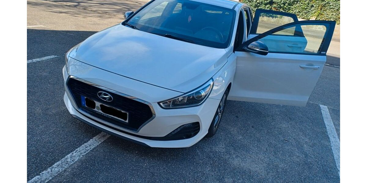 Hyundai i30 84.701 km 11.600 &euro; Lahr 77933