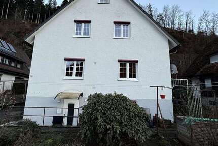 Haus Oberwolfach - 8 Zimmer, 172 m&sup2;, 298.000&euro; | Angebot:19373385