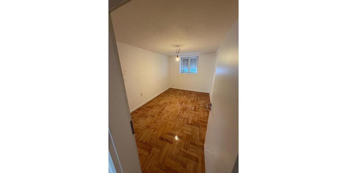 Erdgeschoßwohnung Herbolzheim - 3 Zimmer, 85 m&sup2;, 1.200&euro; | Angebot:25355149