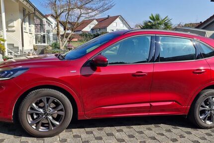 Ford Kuga 31.000 km 21.900 &euro; Appenweier 77767