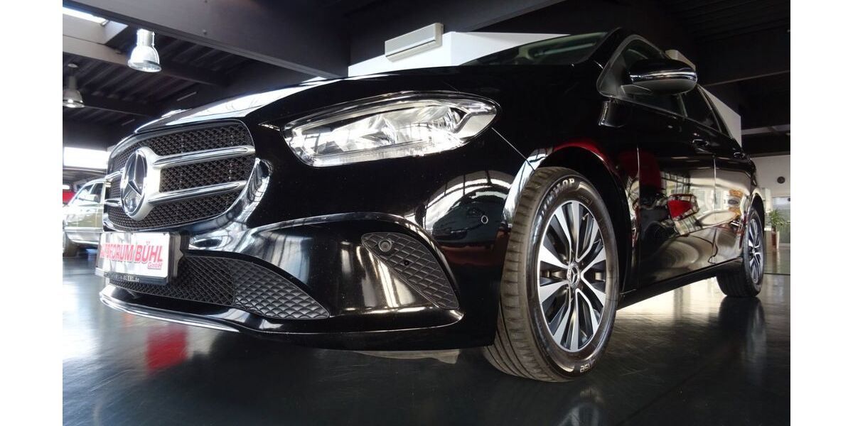 Mercedes-Benz B 180 131.747 km 17.480 &euro; Bühl 77815