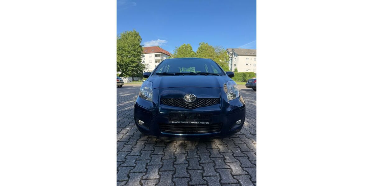 Toyota Yaris 118.000 km 6.000 &euro; Achern 77855