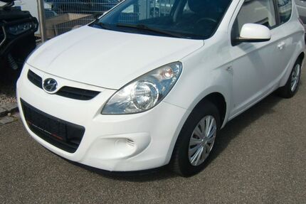 Hyundai i20 80.544 km 4.500 &euro; Willstätt 77731