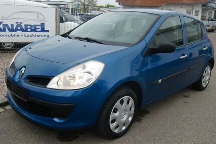 Renault Clio 134.608 km 3.990 &euro; Willstätt 77731