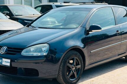 VW Golf 212.000 km 2.490 &euro; Sasbach 77880