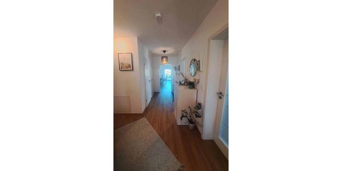 Etagenwohnung Oberkirch - 4 Zimmer, 122 m&sup2;, 1.300&euro; | Angebot:26376210