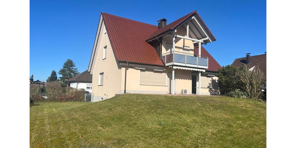 Einfamilienhaus Kehl - 6 Zimmer, 226 m&sup2;, 1.800&euro; | Angebot:25917590