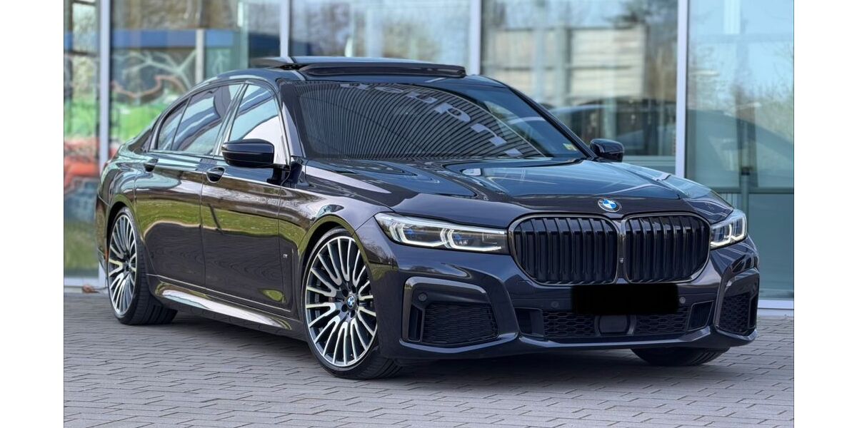 BMW 745 216.000 km 44.999 &euro; Offenburg 77652