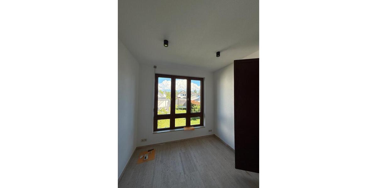 Etagenwohnung Willstätt - 5 Zimmer, 170 m&sup2;, 1.650&euro; | Angebot:26656541
