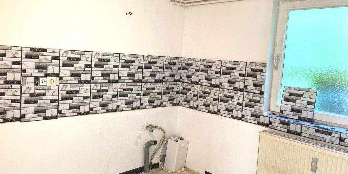 Einfamilienhaus Friesenheim - 8 Zimmer, 205 m&sup2;, 205.000&euro; | Angebot:25778877