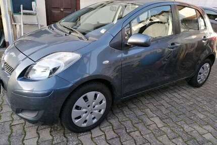 Toyota Yaris 163.000 km 3.999 &euro; Bühl 77815