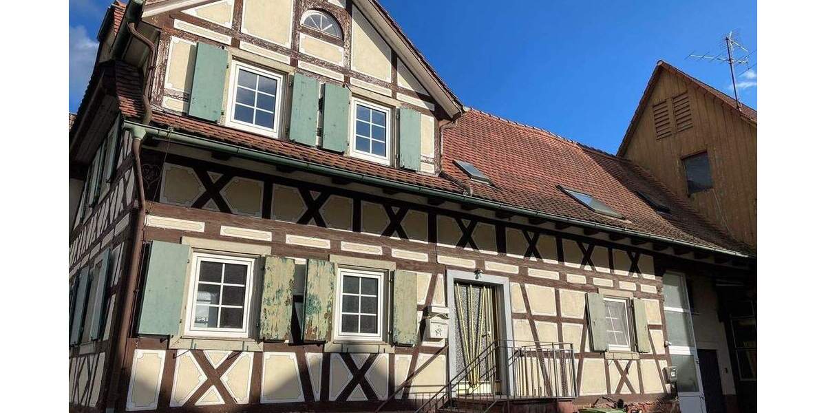 Einfamilienhaus Friesenheim - 8 Zimmer, 205 m&sup2;, 205.000&euro; | Angebot:25778877