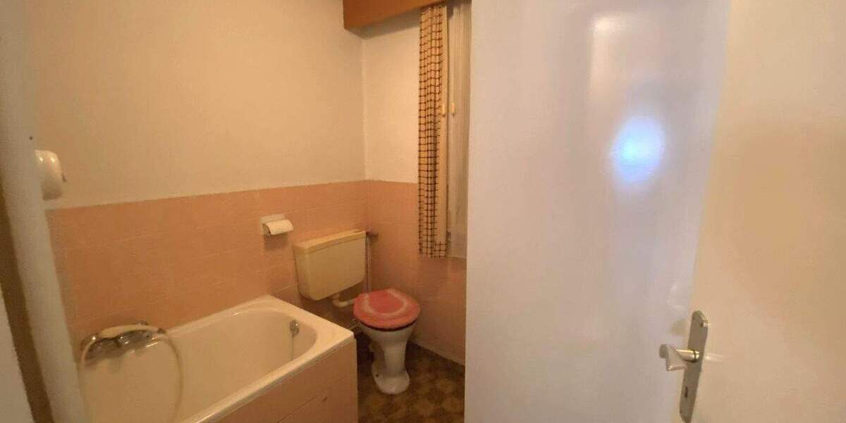 Mehrfamilienhaus, Wohnhaus Bad Peterstal-Griesbach Bad Peterstal - 9 Zimmer, 152 m&sup2;, 150.000&euro; | Angebot:25746471