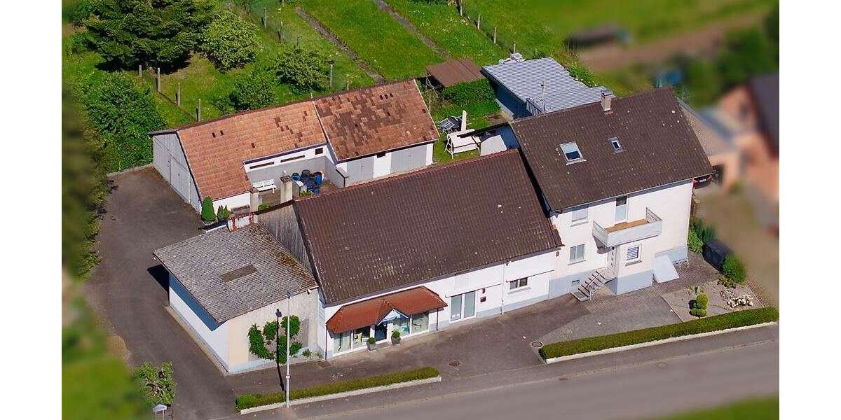 Einfamilienhaus Bühl - 7 Zimmer, 200 m&sup2;, 900.000&euro; | Angebot:26586129