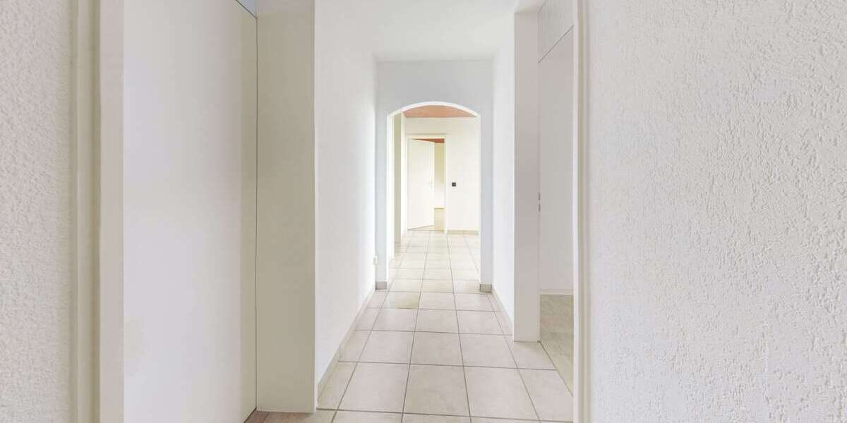 Etagenwohnung Kehl - 3 Zimmer, 80 m&sup2;, 199.000&euro; | Angebot:25444250