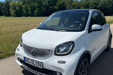 Smart ForFour 89.900 km 8.900 &euro; Offenburg 77656