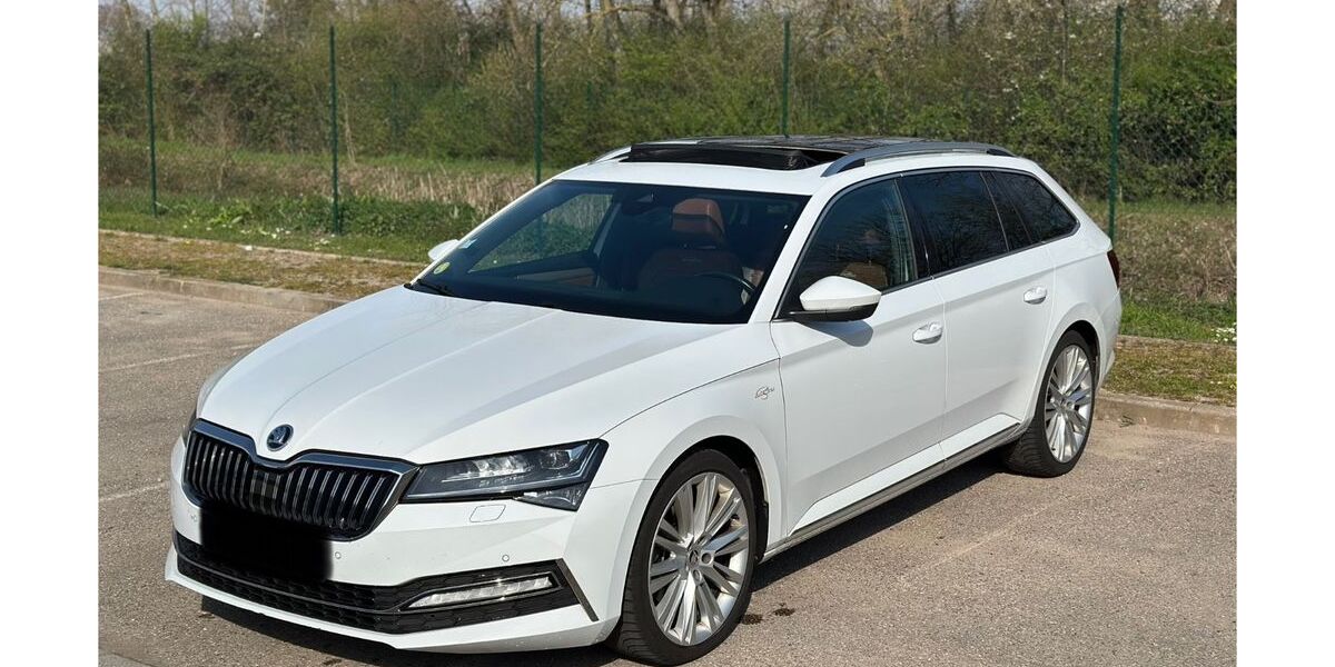 Skoda Superb 280.000 km 15.900 &euro; Kehl 77694
