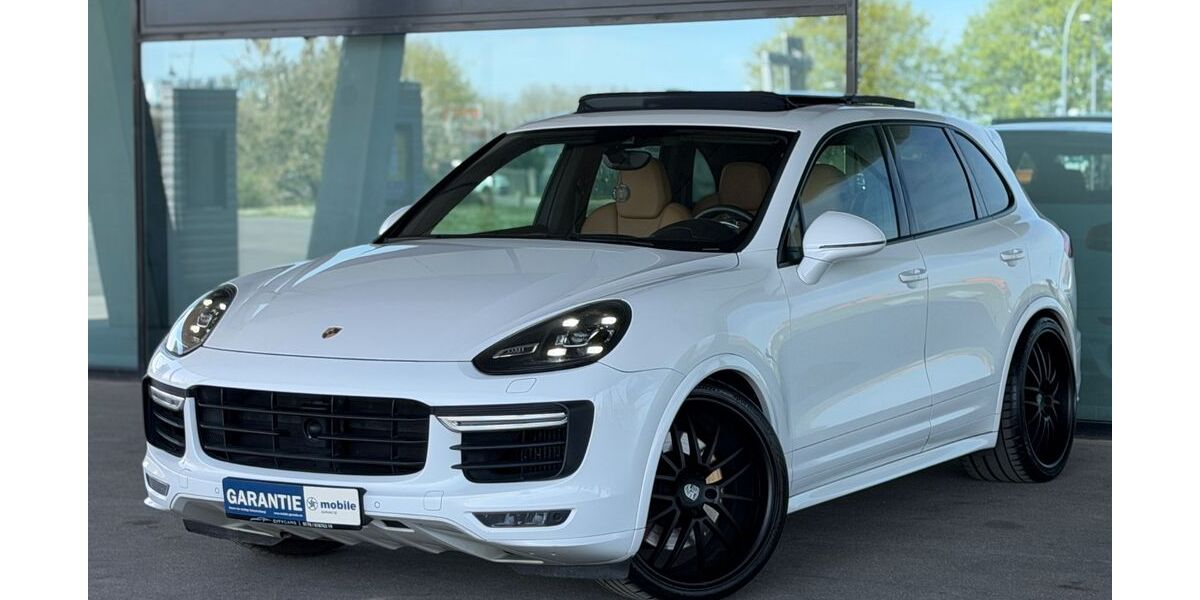 Porsche Cayenne 290.000 km 25.999 &euro; Offenburg 77656