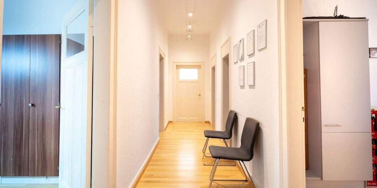 Gewerbeobjekt Lahr/Schwarzwald Lahr - 7 Zimmer, 158 m&sup2;, 2.090&euro; | Angebot:25733871
