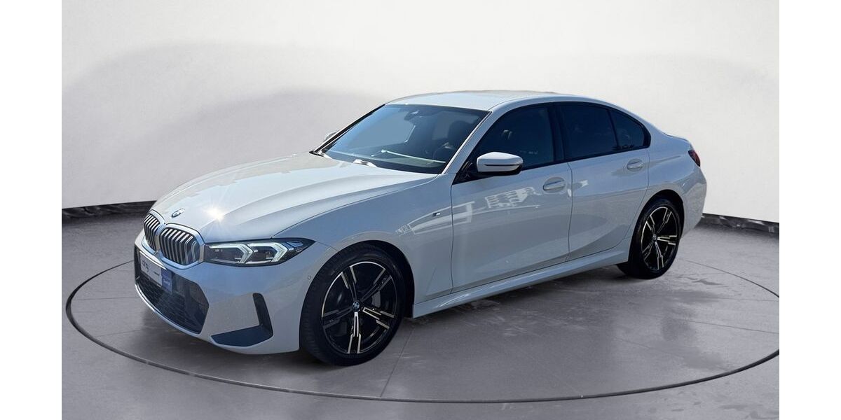 BMW 330 11.490 km 52.460 &euro; Lahr 77933