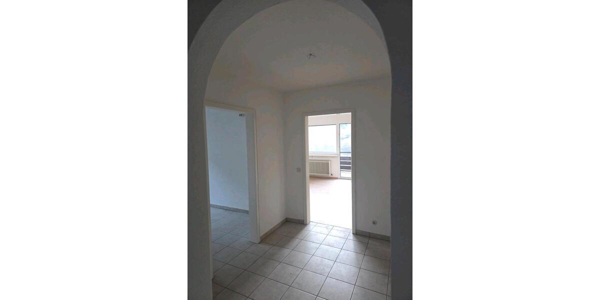 Etagenwohnung Offenburg - 4 Zimmer, 125 m&sup2;, 1.500&euro; | Angebot:24309396