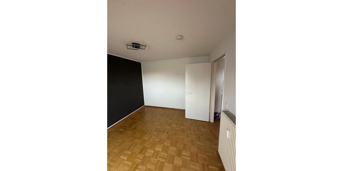 Dachgeschoßwohnung Offenburg Rammersweier - 3 Zimmer, 60 m&sup2;, 935&euro; | Angebot:26548953