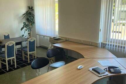 Gewerbeobjekt Offenburg Stadtmitte - 1 Zimmer, 27 m&sup2;, 500&euro; | Angebot:25733594