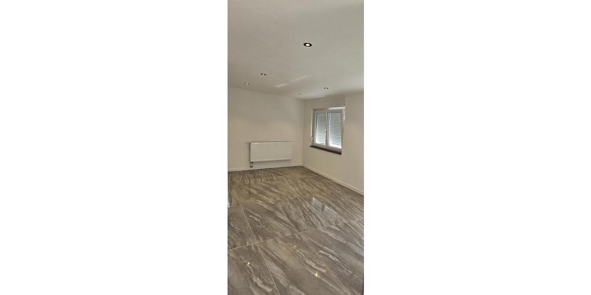 Dachgeschoßwohnung Friesenheim - 2 Zimmer, 75 m&sup2;, 950&euro; | Angebot:25251537