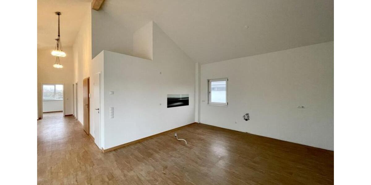 Etagenwohnung Kehl - 3 Zimmer, 125 m&sup2;, 1.300&euro; | Angebot:23712515