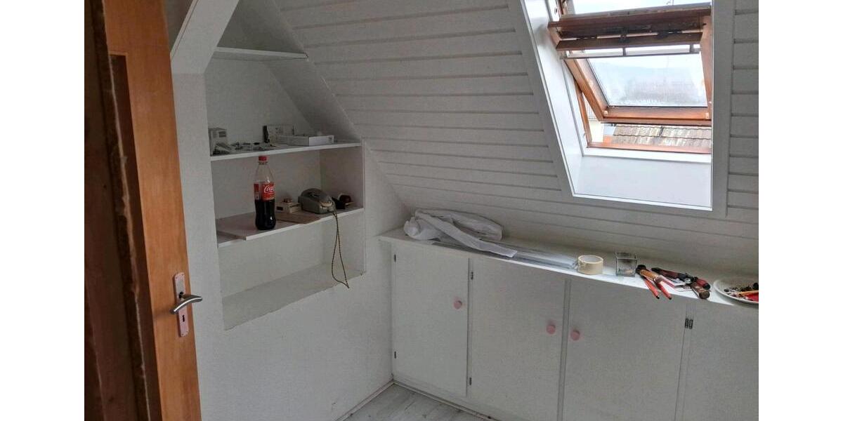 Dachgeschoßwohnung Friesenheim - 3.5 Zimmer, 95 m&sup2;, 950&euro; | Angebot:25626343