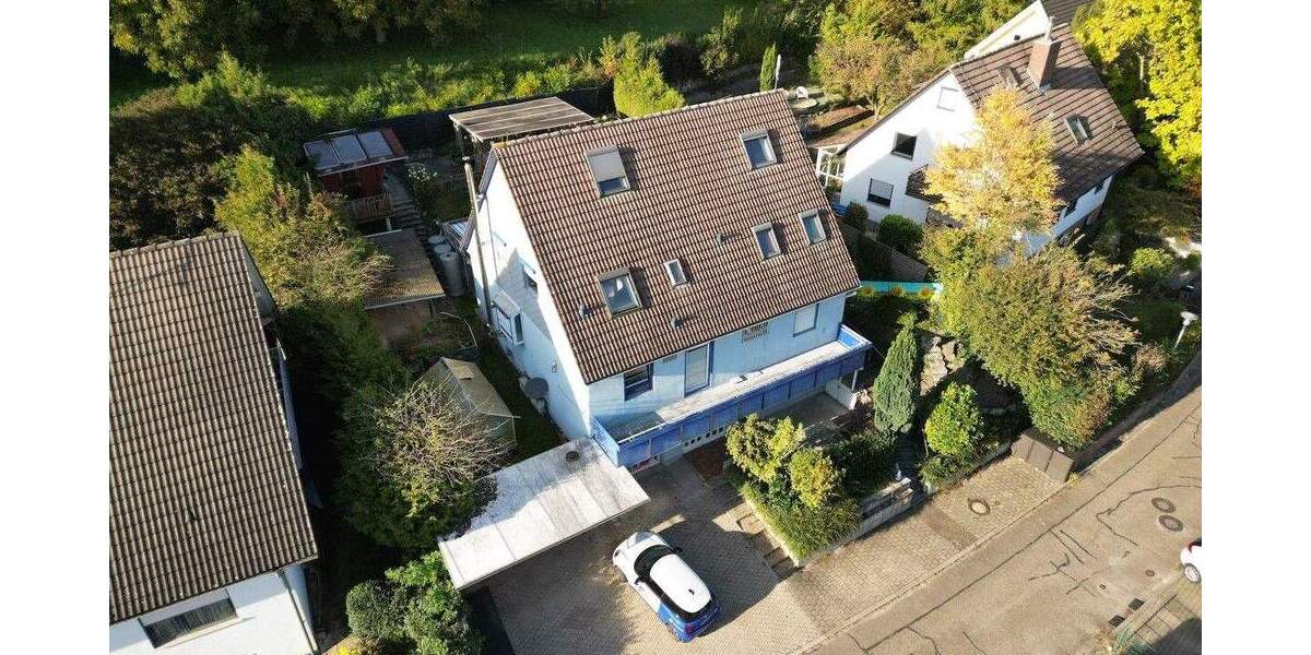 Einfamilienhaus Ettenheim / Ettenheimweiler Ettenheimweiler - 9 Zimmer, 210 m&sup2;, 310.000&euro; | Angebot:25671629