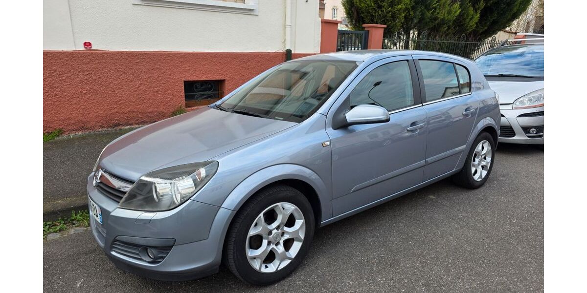 Opel Astra 141.000 km 4.500 &euro; Kehl 77694
