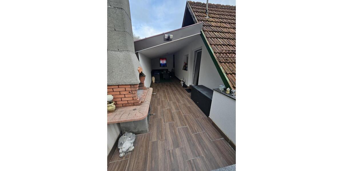 Mehrfamilienhaus, Wohnhaus Oppenau - 9 Zimmer, 180 m&sup2;, 360.000&euro; | Angebot:24099534