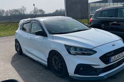 Ford Focus 69.000 km 19.500 &euro; Schwanau 77963