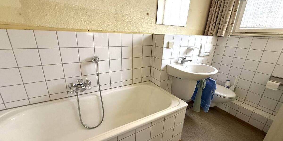 Mehrfamilienhaus, Wohnhaus Friesenheim - 7 Zimmer, 125 m&sup2;, 325.000&euro; | Angebot:26017992