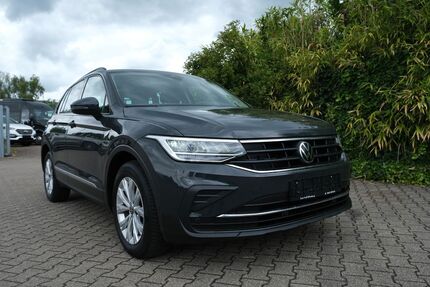 VW Tiguan 124.000 km 22.400 &euro; Offenburg 77656