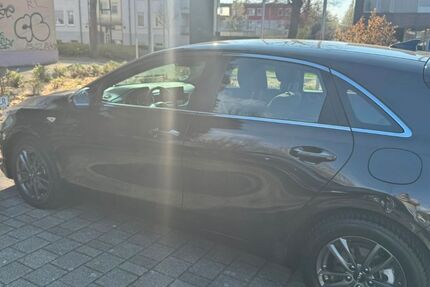 Kia ceed / Ceed 92.000 km 12.800 &euro; Offenburg 77656