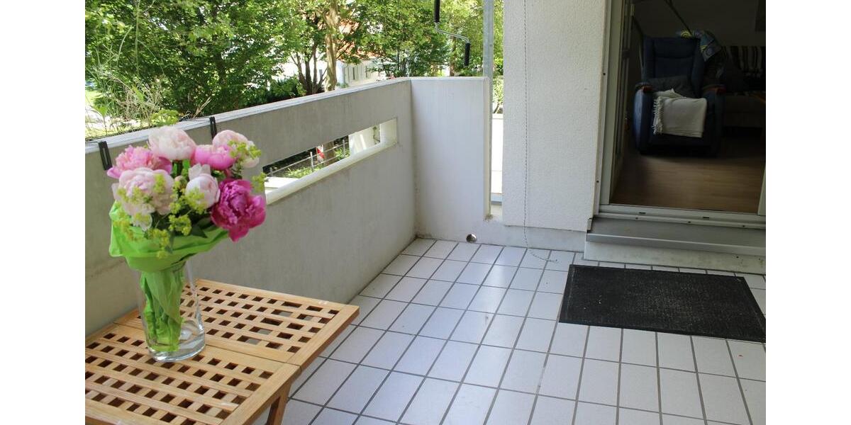 Etagenwohnung Offenburg - 2 Zimmer, 62 m&sup2;, 600&euro; | Angebot:26034149