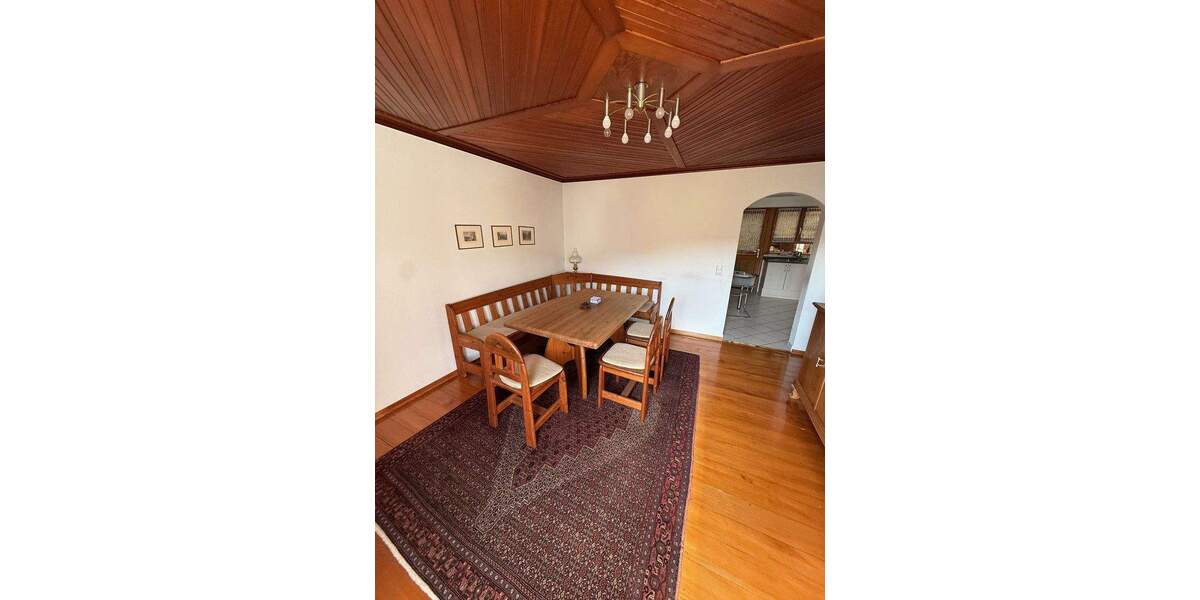 Einfamilienhaus Bühlertal - 8 Zimmer, 250 m&sup2;, 425.000&euro; | Angebot:25756402