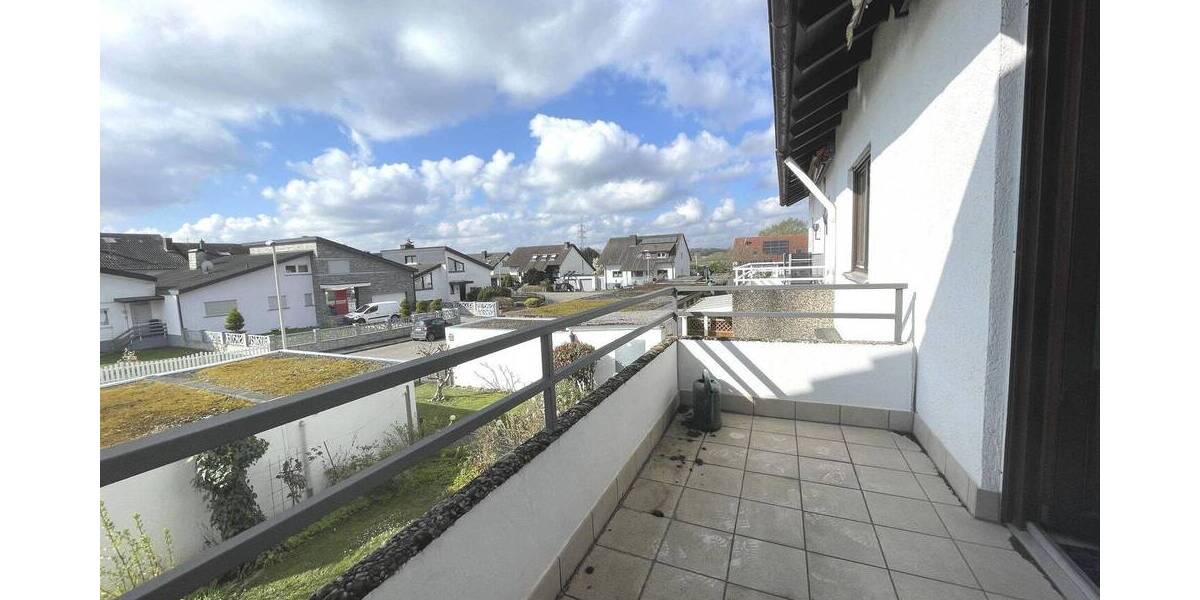 Reihenmittelhaus Offenburg Bühl - 6 Zimmer, 141 m&sup2;, 415.000&euro; | Angebot:26308843