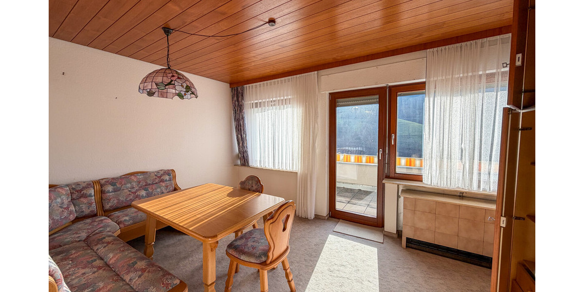 Große Wohnung mit kleiner Einliegerwohnung - Etagenwohnung Bad Peterstal-Griesbach / Bad Peterstal Bad Peterstal | Angebot:26697750