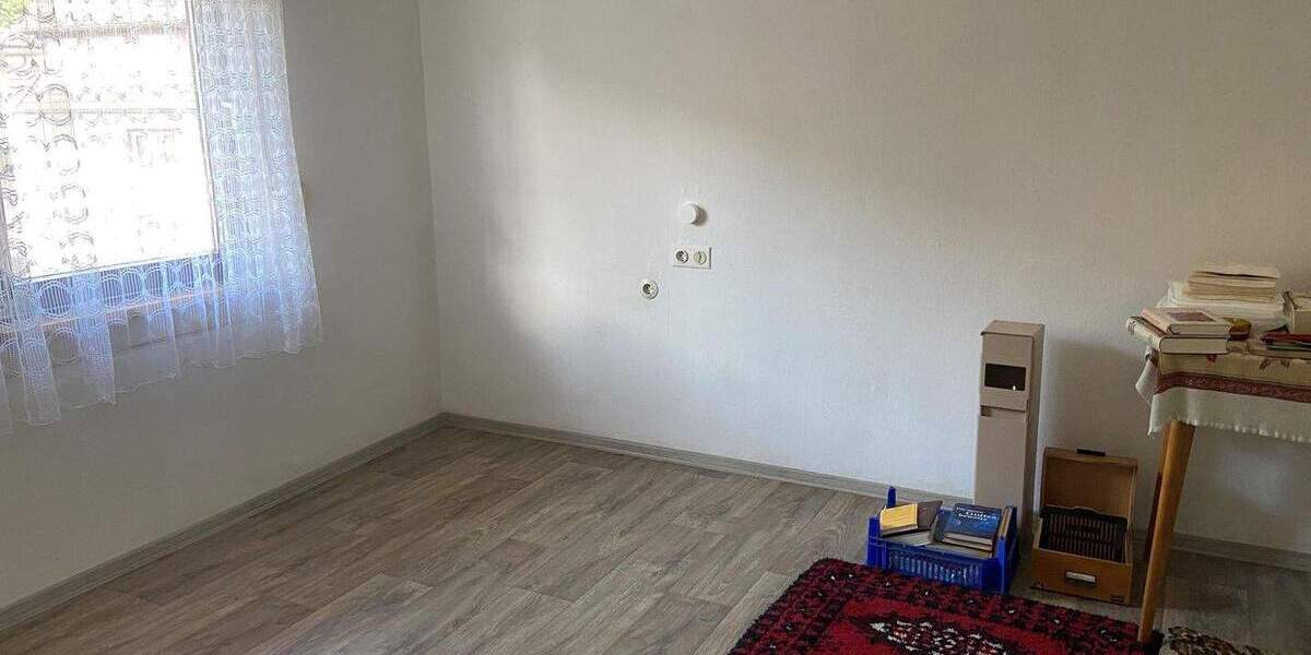 Mehrfamilienhaus, Wohnhaus Bad Peterstal-Griesbach Bad Peterstal - 9 Zimmer, 152 m&sup2;, 150.000&euro; | Angebot:25746471