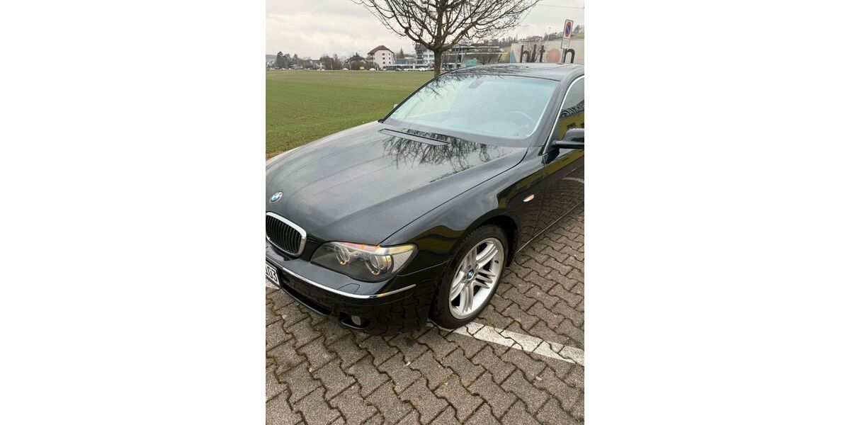 BMW 740 233.000 km 6.800 &euro; hausach 77756