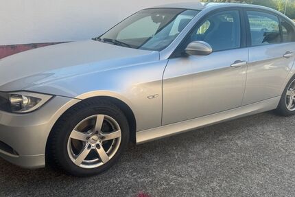 BMW 320 122.140 km 2.400 &euro; Ottersweier 77833
