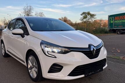 Renault Clio 93.000 km 12.900 &euro; Lahr 77933