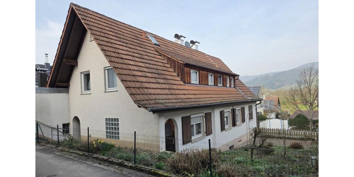 Einfamilienhaus Kappelrodeck - 7 Zimmer, 134 m&sup2;, 295.000&euro; | Angebot:26711253