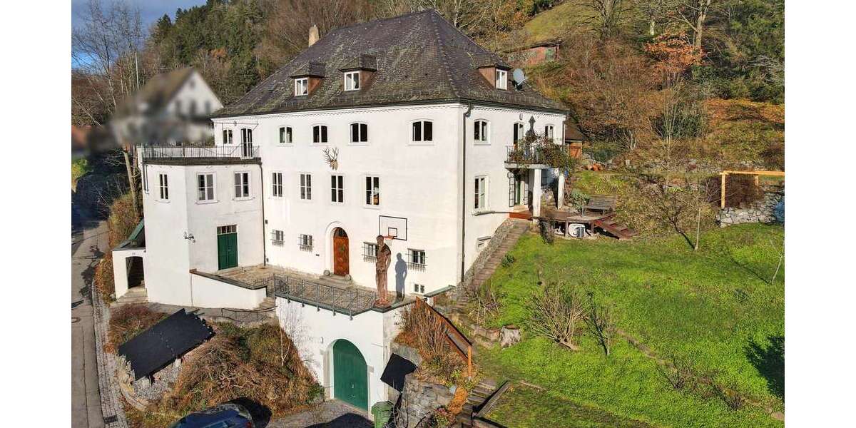 Einfamilienhaus Wolfach - 14 Zimmer, 547 m&sup2;, 895.000&euro; | Angebot:23834391