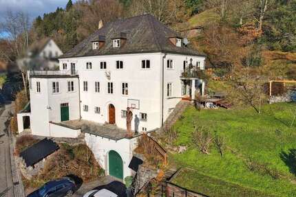 Haus Wolfach - 14 Zimmer, 547 m&sup2;, 895.000&euro; | Angebot:23834391