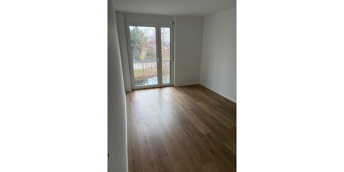 Einfamilienhaus Kehl - 3 Zimmer, 128 m&sup2;, 1.300&euro; | Angebot:25961921