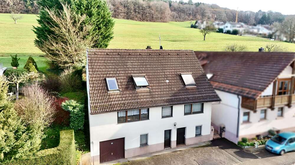 Einfamilienhaus Seelbach - 6 Zimmer, 152 m&sup2;, 320.000&euro; | Angebot:25444256